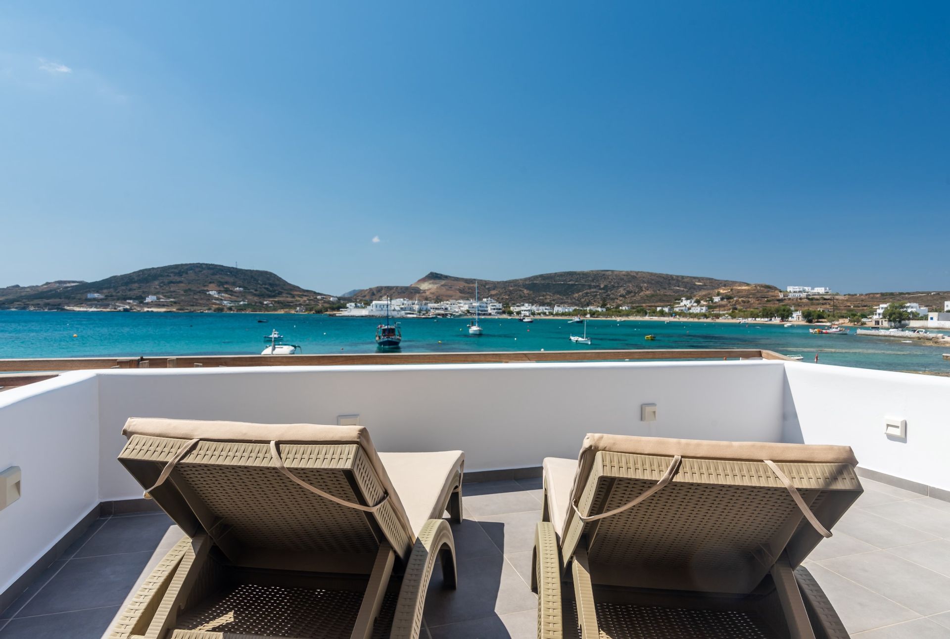 Michalakis Seaside Suites Milos