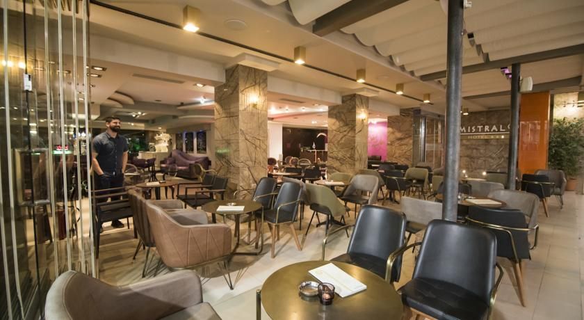 Mistral Seaside Hotel