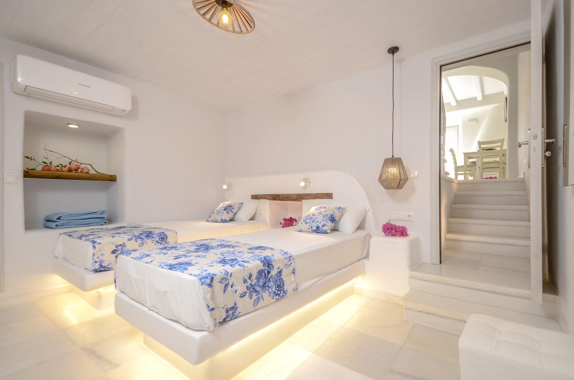 Naxian Queen Luxury Villas & Suites