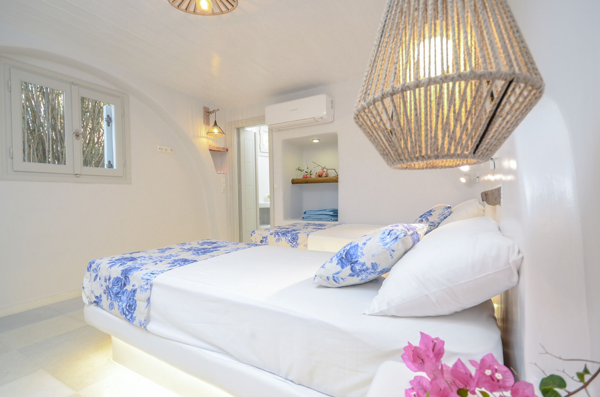 Naxian Queen Luxury Villas & Suites