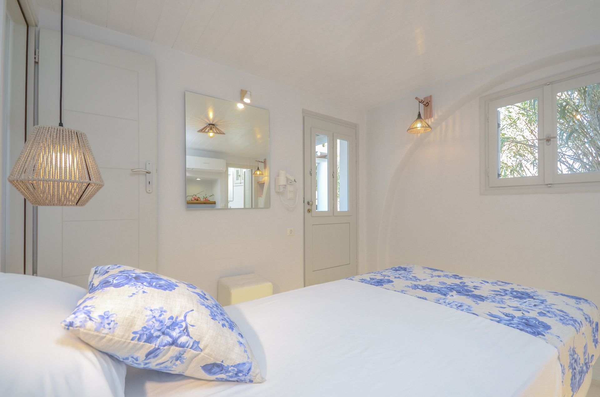 Naxian Queen Luxury Villas & Suites