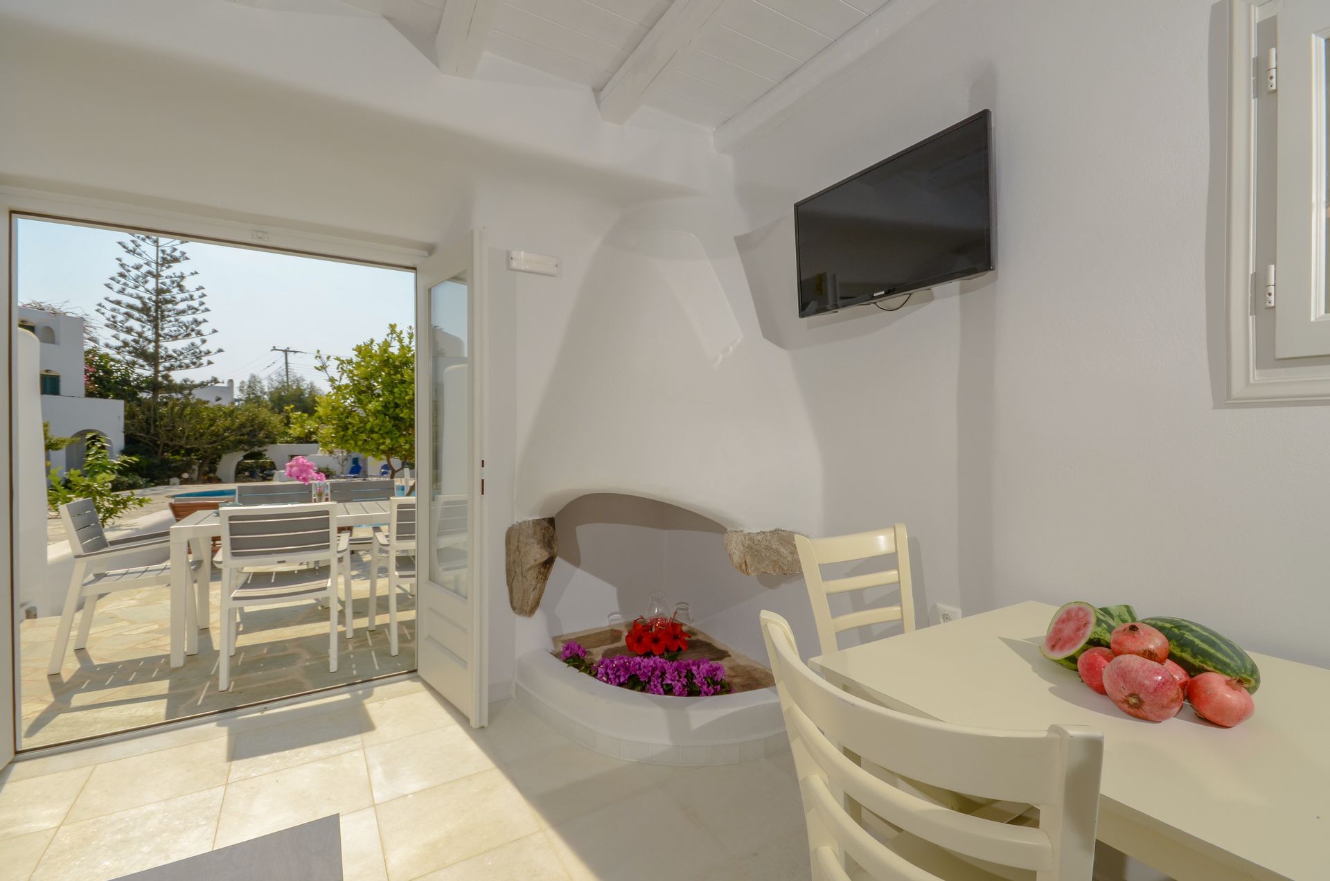Naxian Queen Luxury Villas & Suites