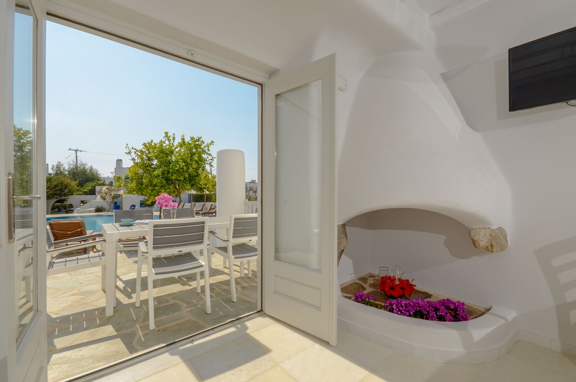 Naxian Queen Luxury Villas & Suites