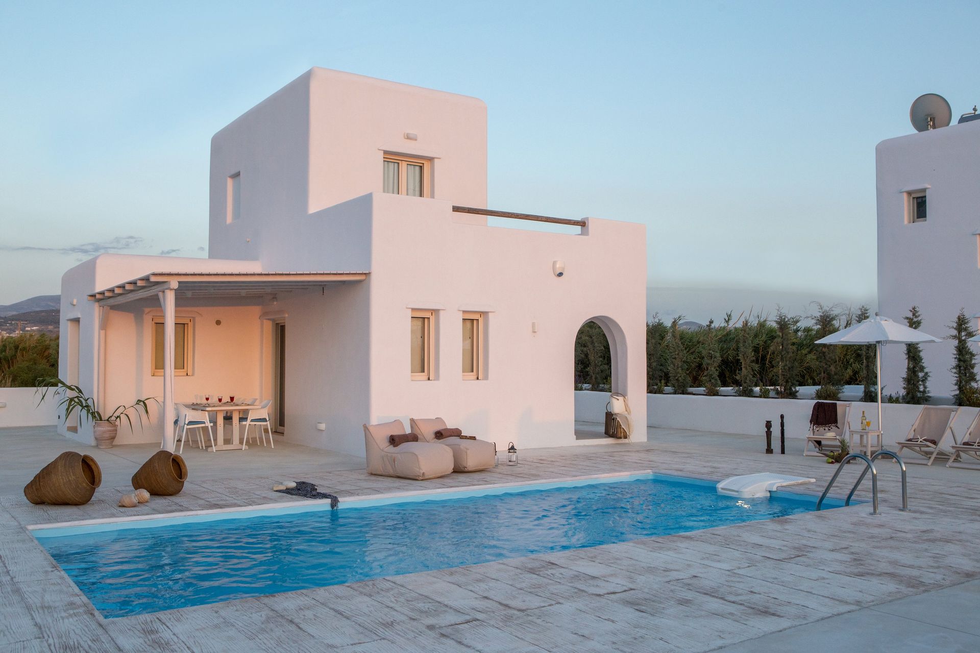 Naxian Lounge Villas