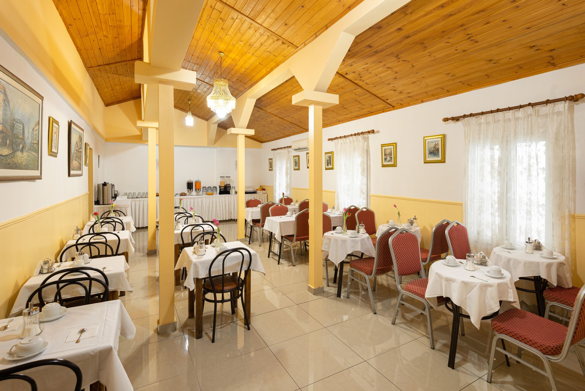 Nea Metropolis Hotel