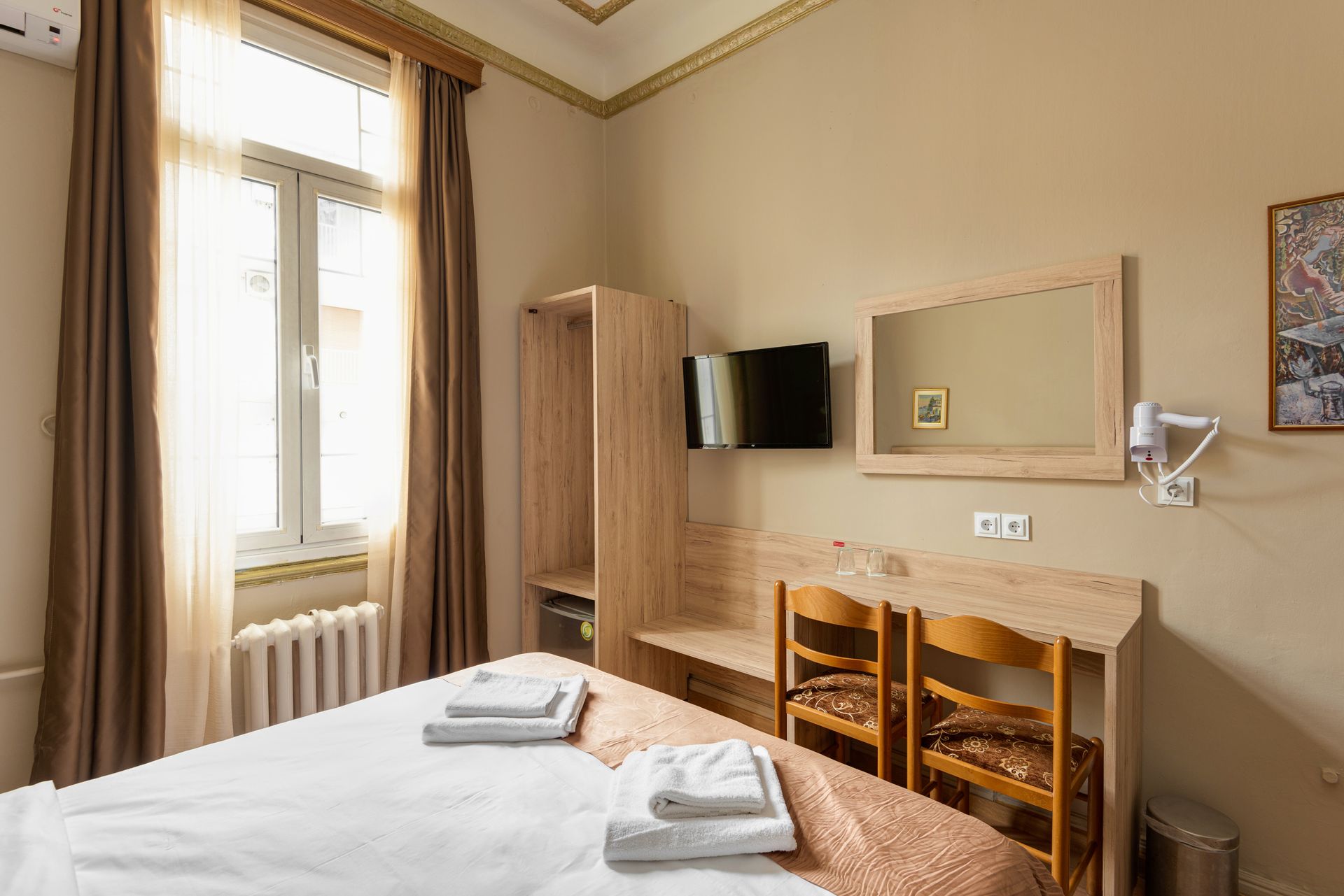 Nea Metropolis Hotel