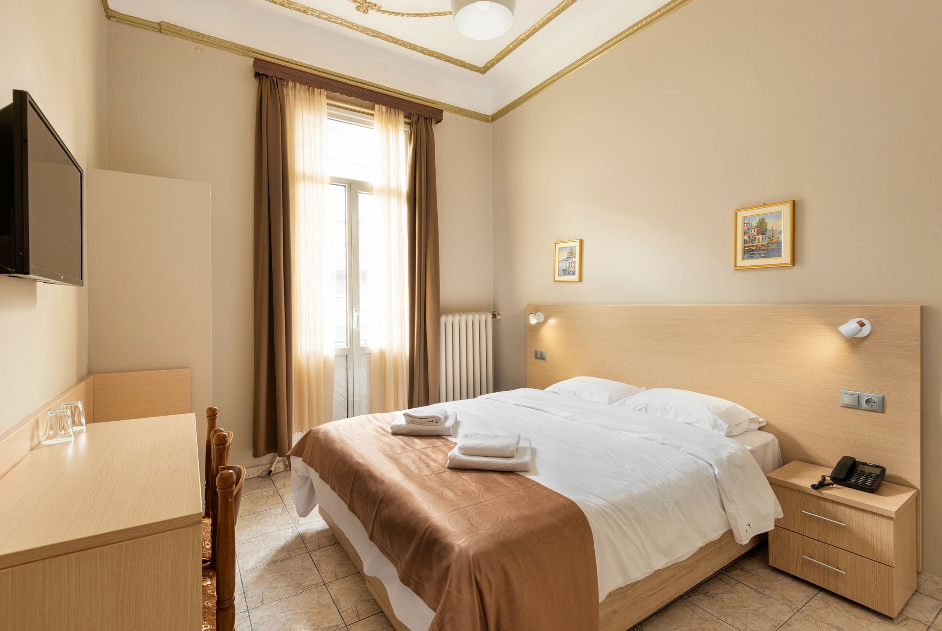 Nea Metropolis Hotel