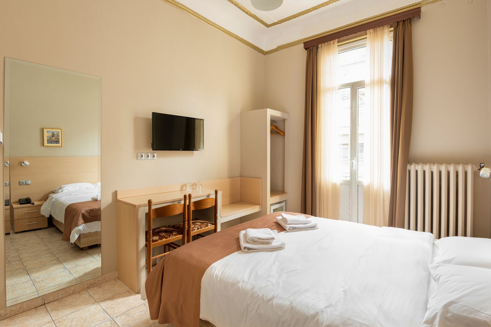 Nea Metropolis Hotel