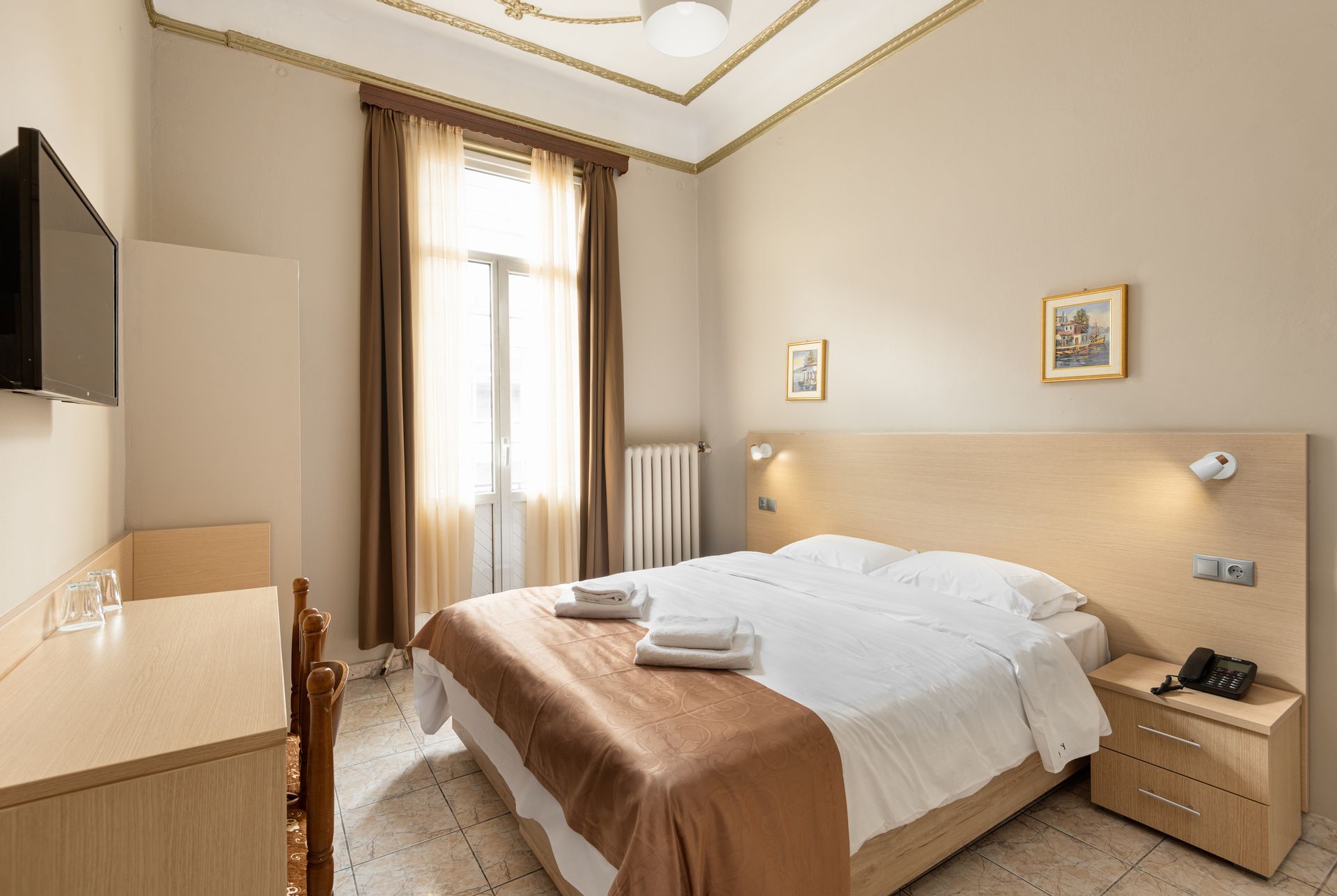 Nea Metropolis Hotel