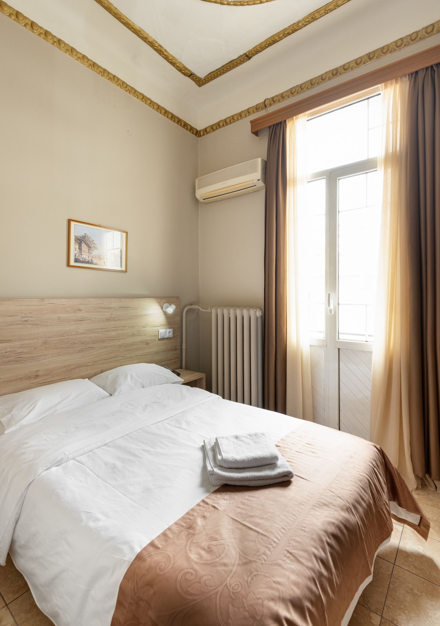 Nea Metropolis Hotel