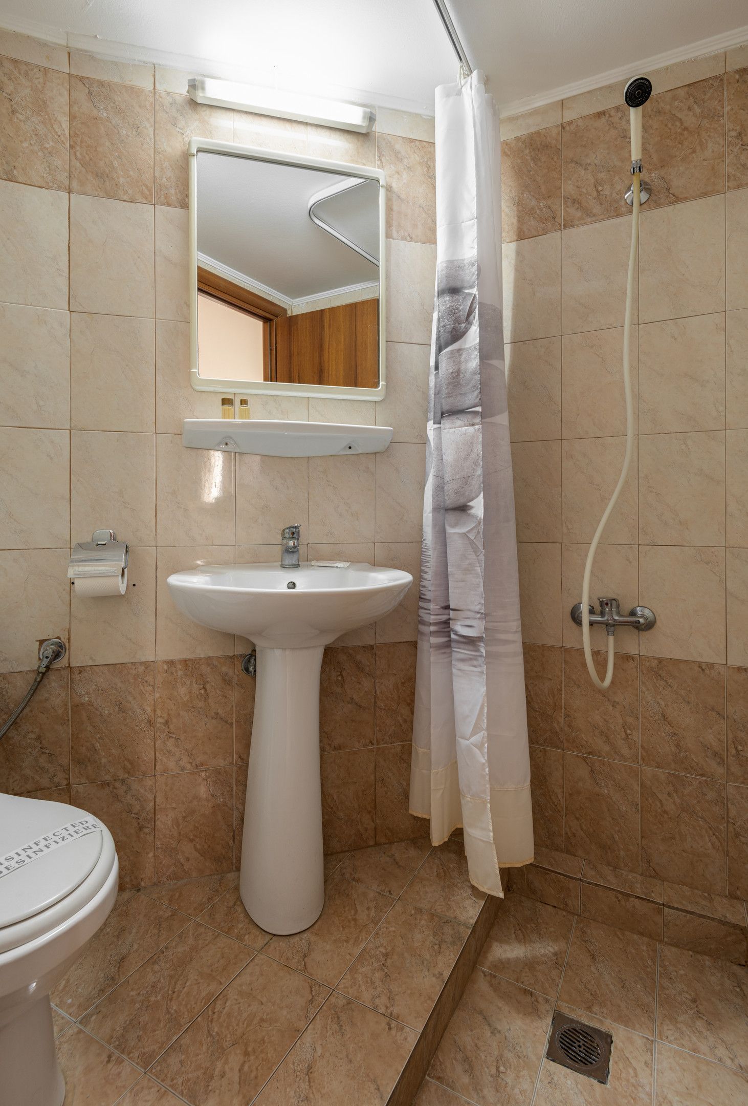 Nea Metropolis Hotel