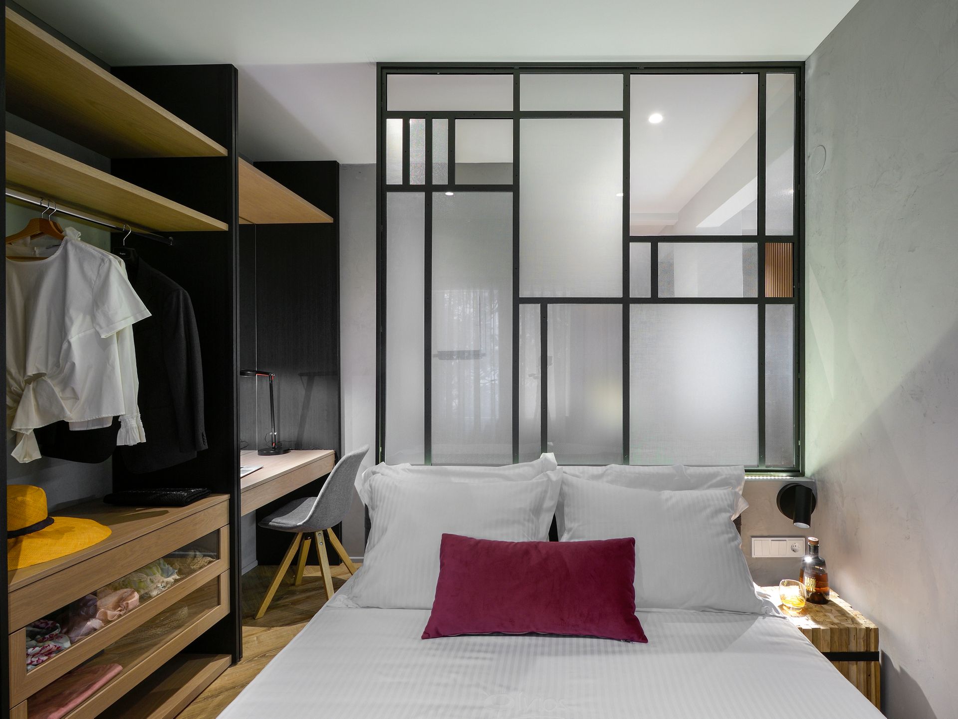 Olvios Luxury Suites & Lofts