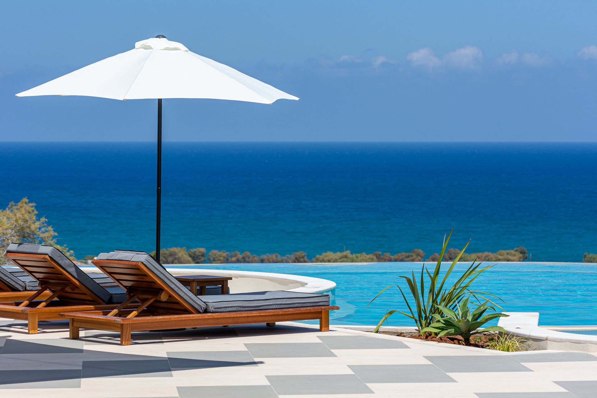 Onira Suite Dreams Crete