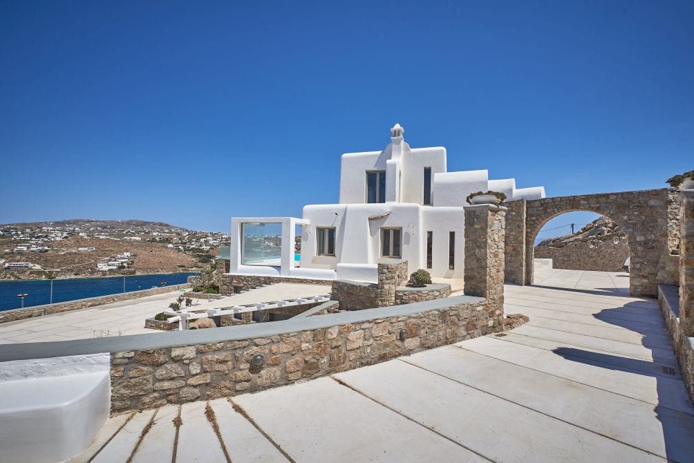 Mykonos On The Rocks