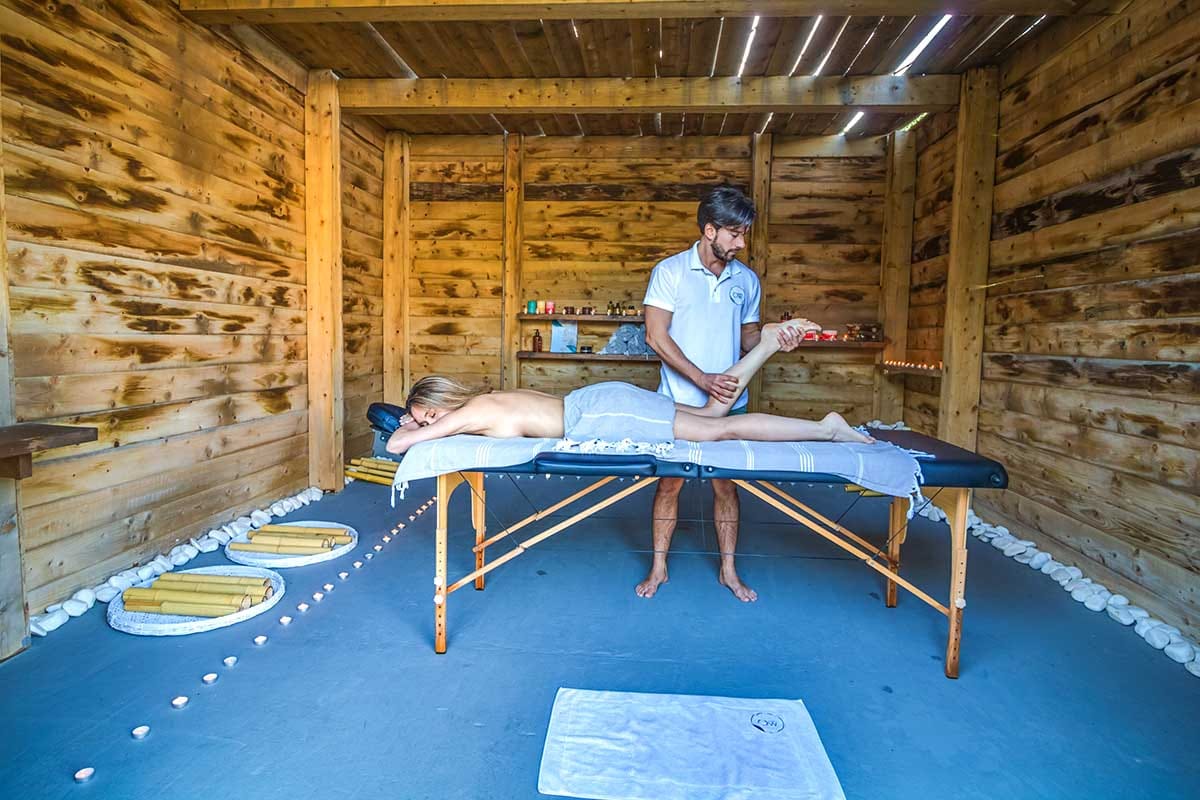 Ow Andros Luxury Suites