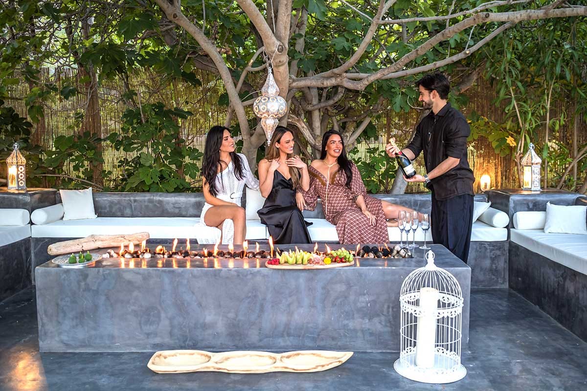 Ow Andros Luxury Suites