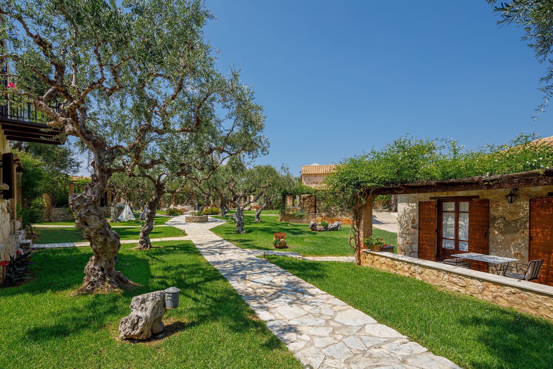 Paliokaliva Village Zakynthos