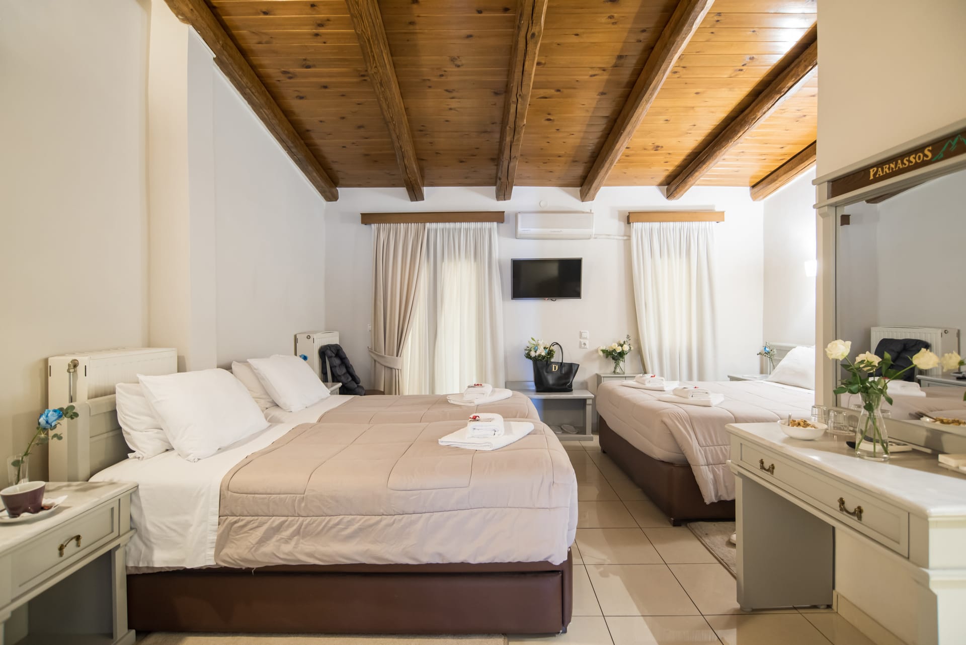 Parnassos Delphi Hotel