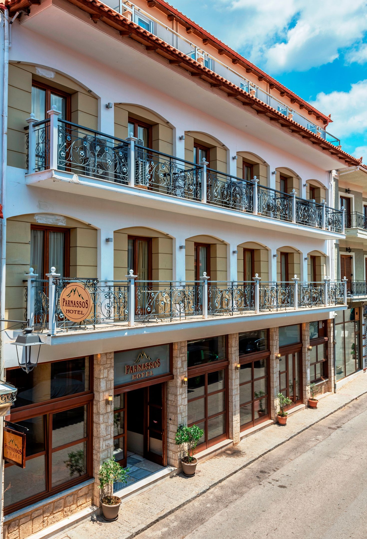 Parnassos Delphi Hotel