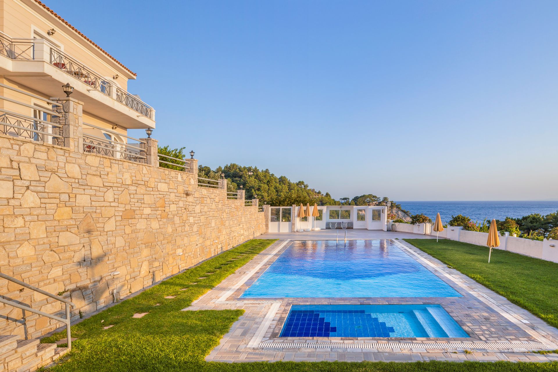 Penny Luxury Apartments Samos