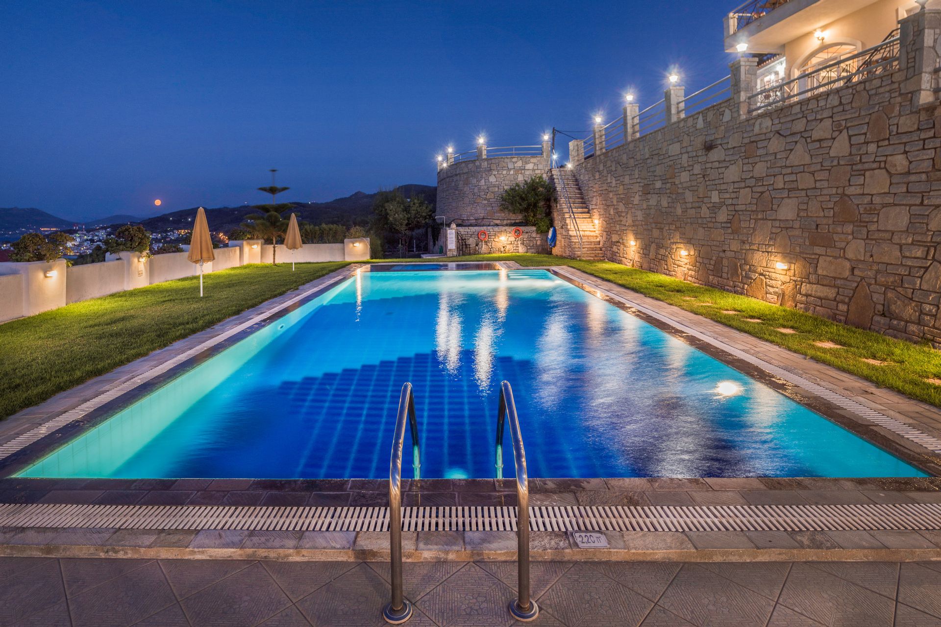 Penny Luxury Apartments Samos