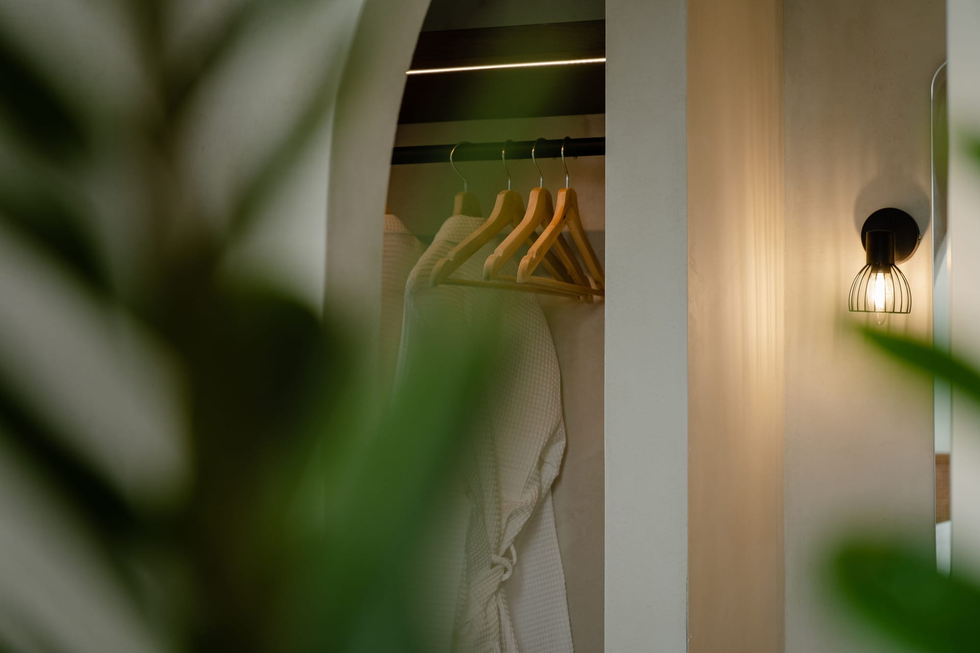 Polis of Naxos Stylish Suites