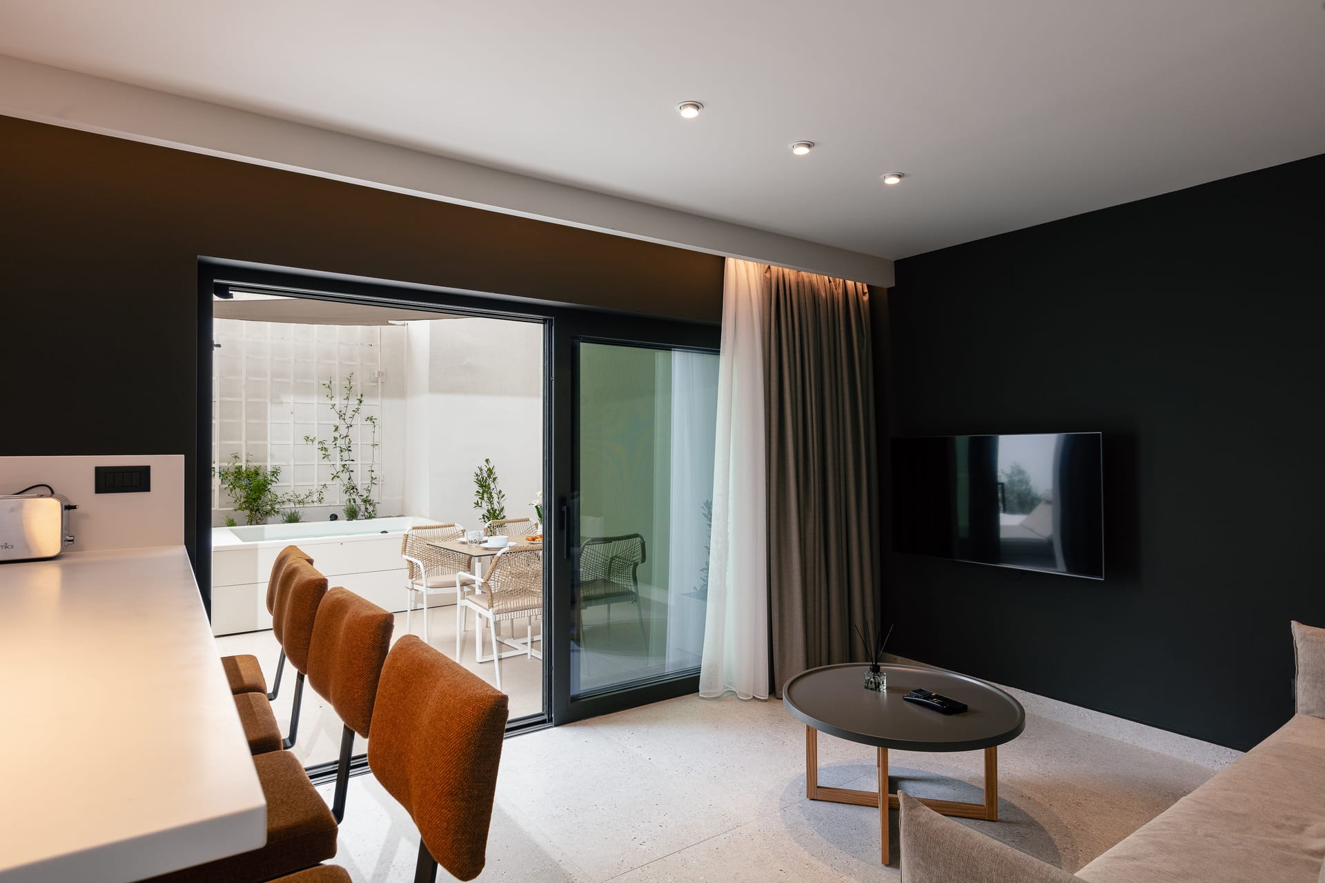 Porta Suites