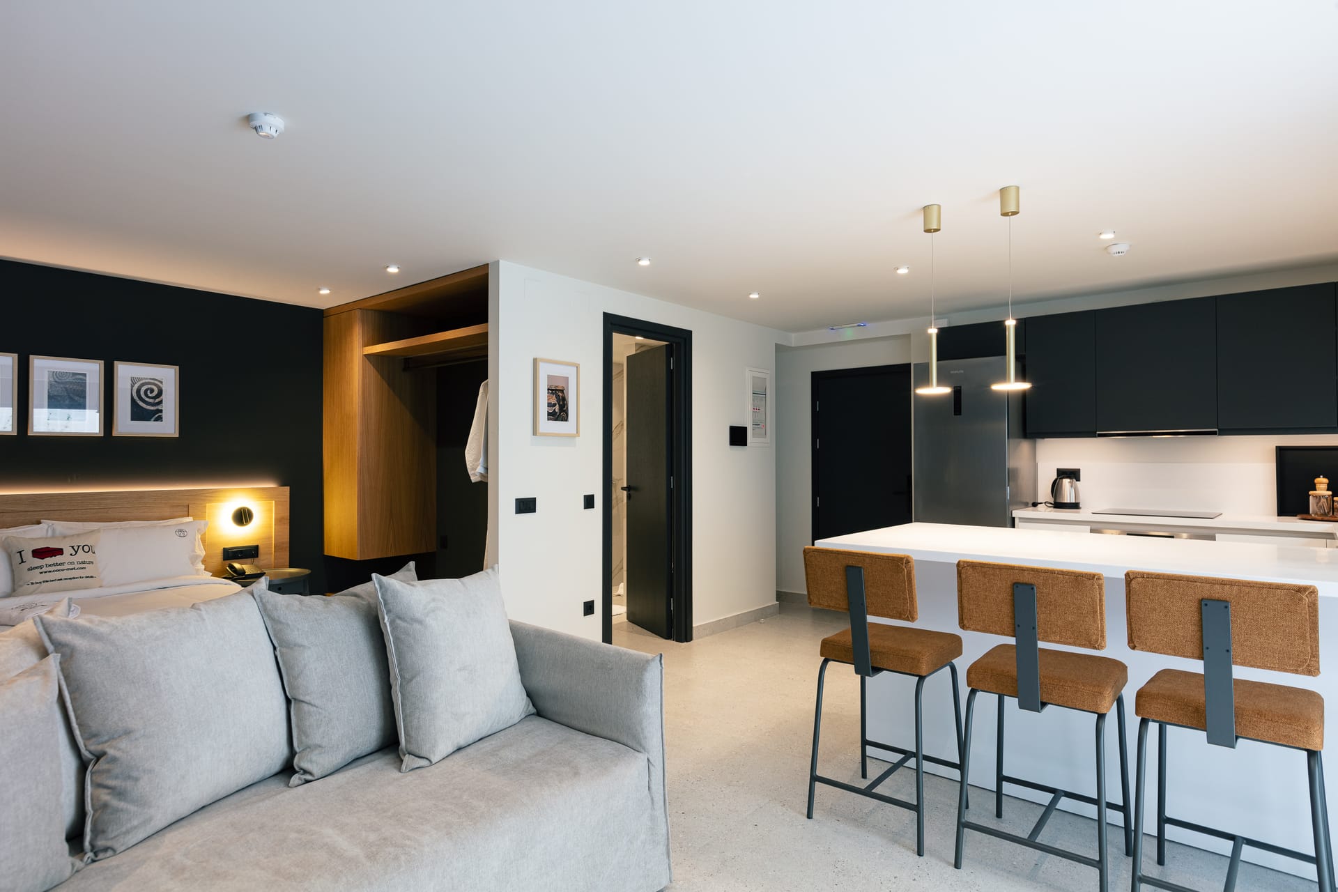 Porta Suites