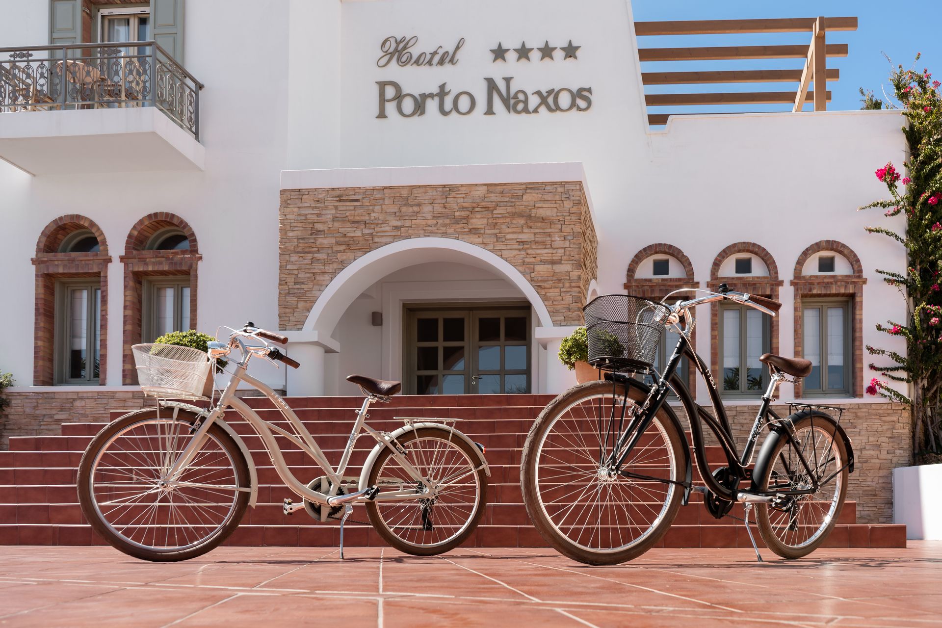 OLD - Porto Naxos Hotel