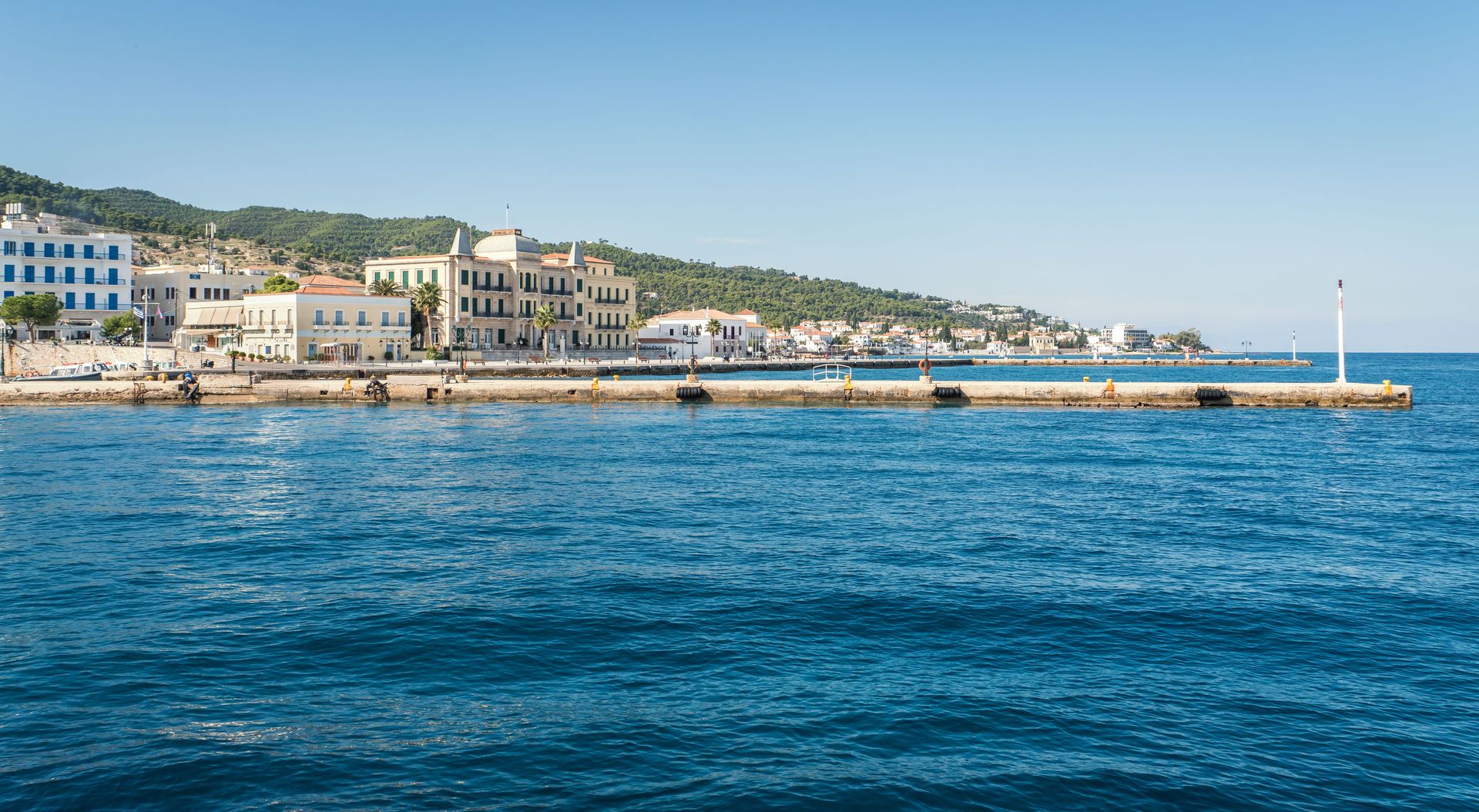 Porto Vecchio Luxury Suites Spetses