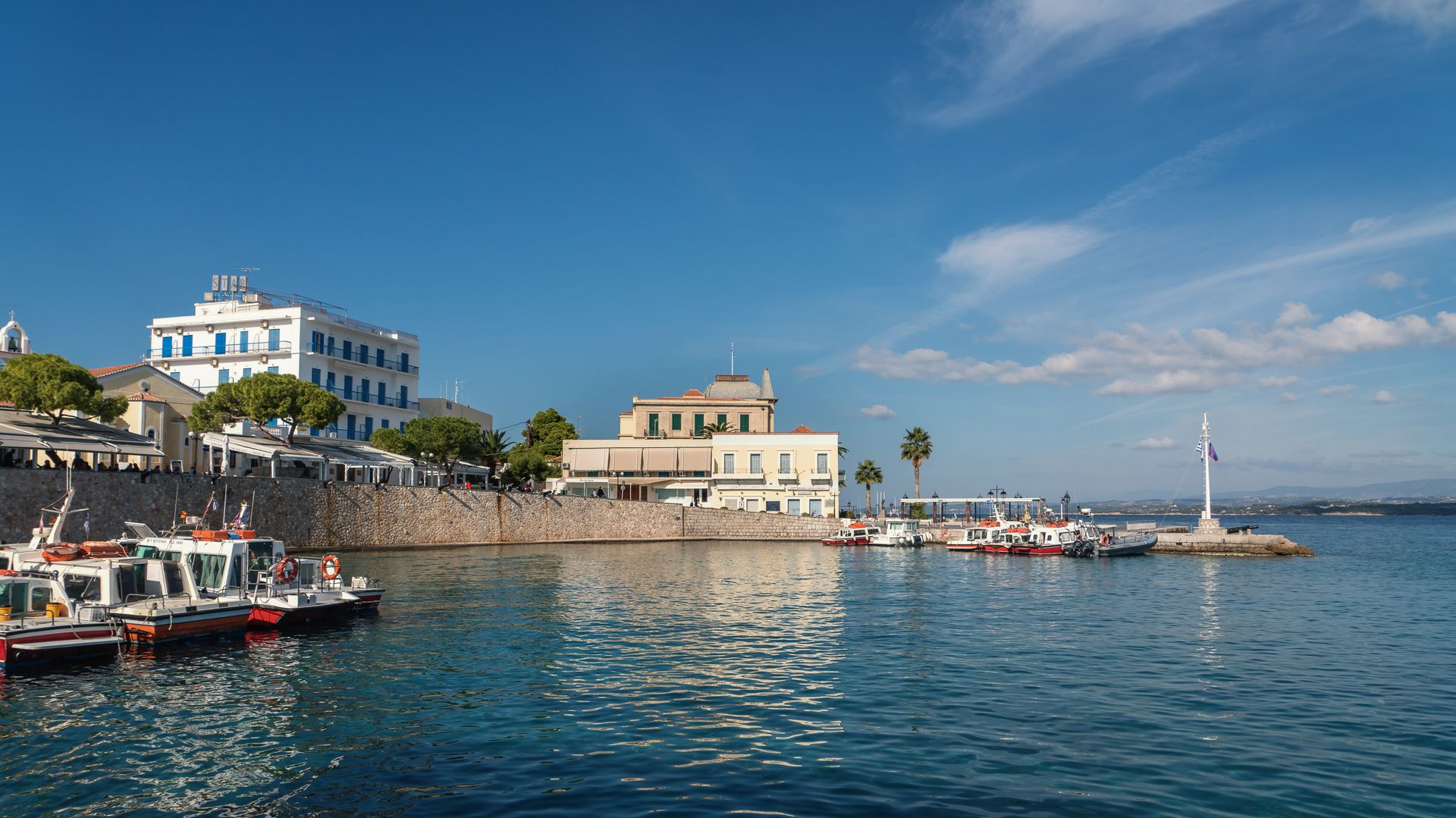 Porto Vecchio Luxury Suites Spetses