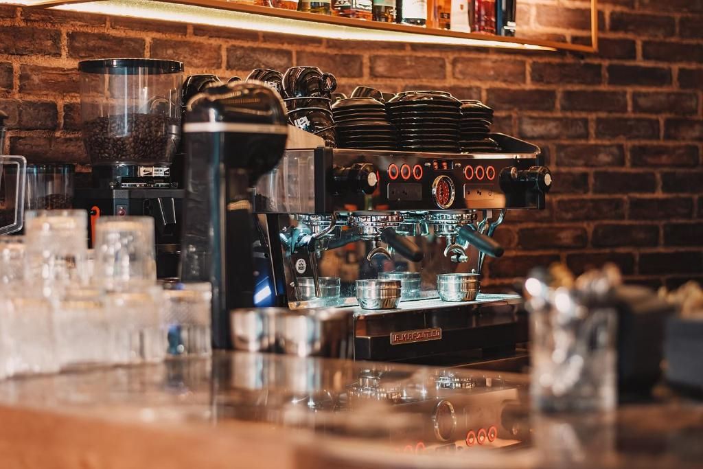 Project 3 Urban Chic Hotel