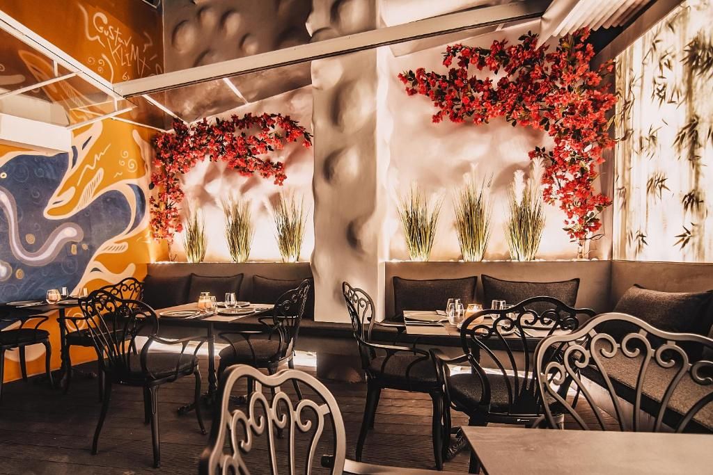 Project 3 Urban Chic Hotel