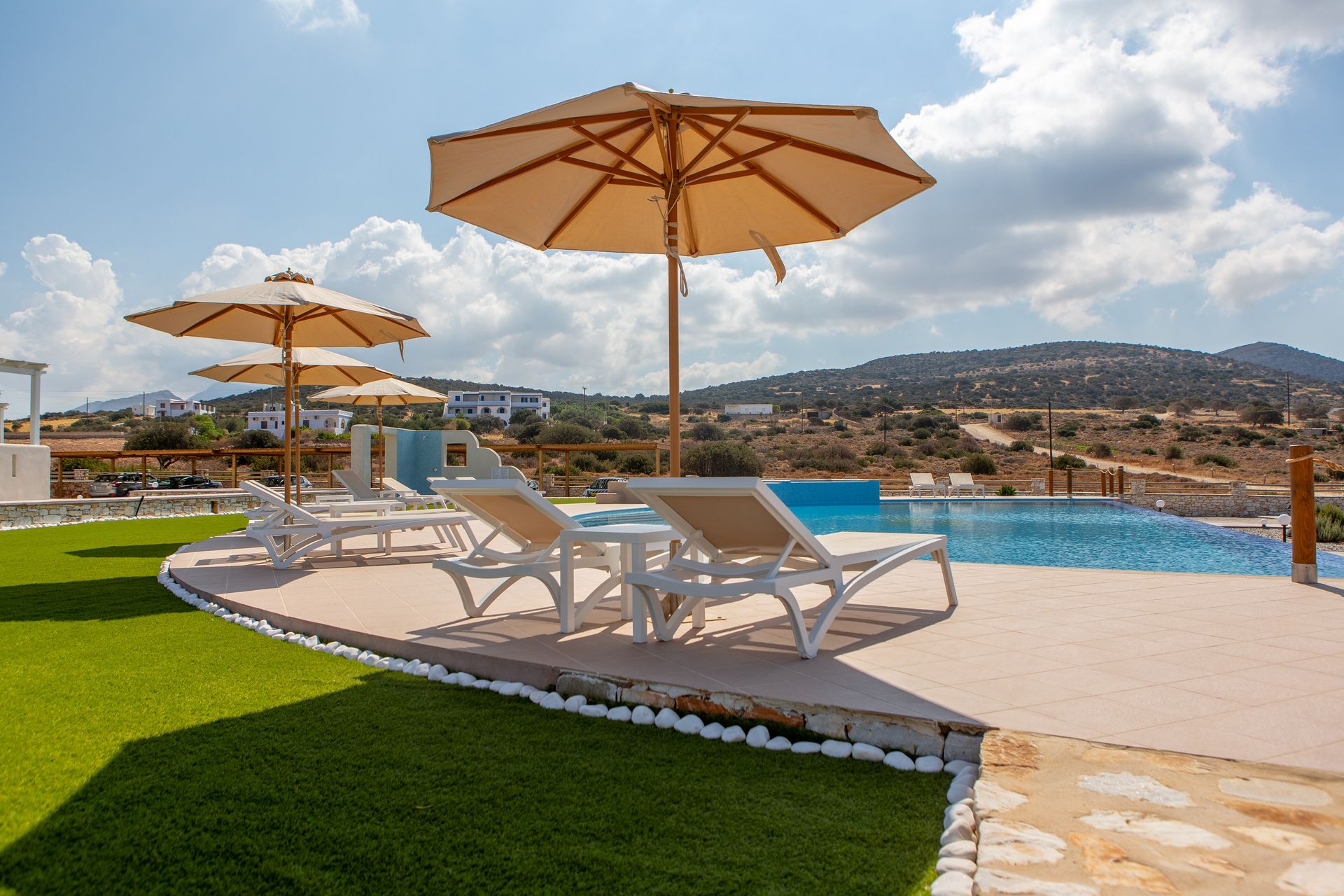Sun and Moon Villas Naxos