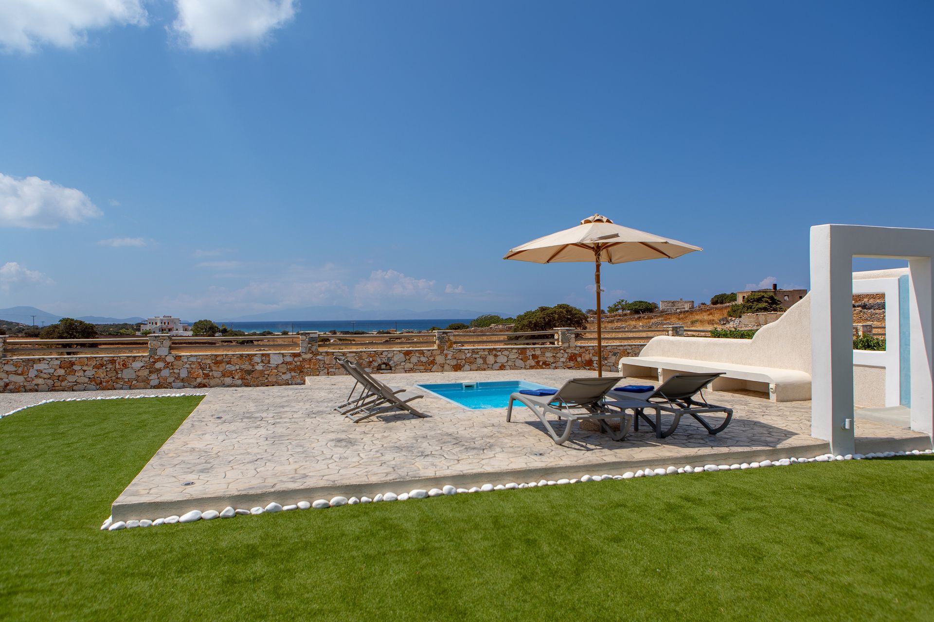 Sun and Moon Villas Naxos