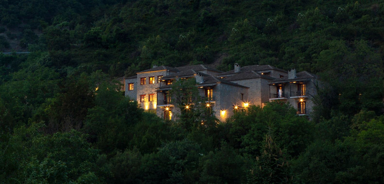 Rouista Tzoumerka Resort