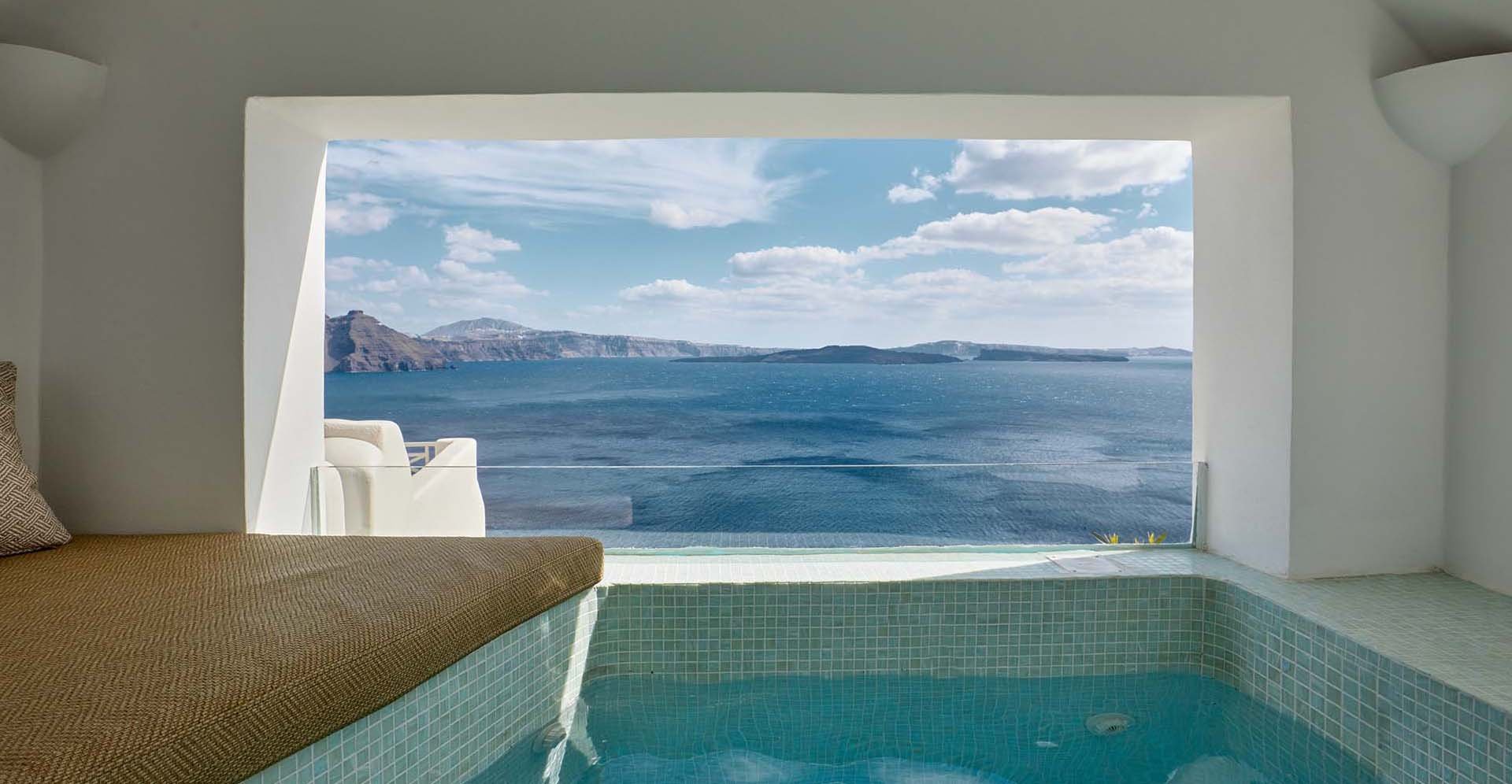 Allure Breeze Suites