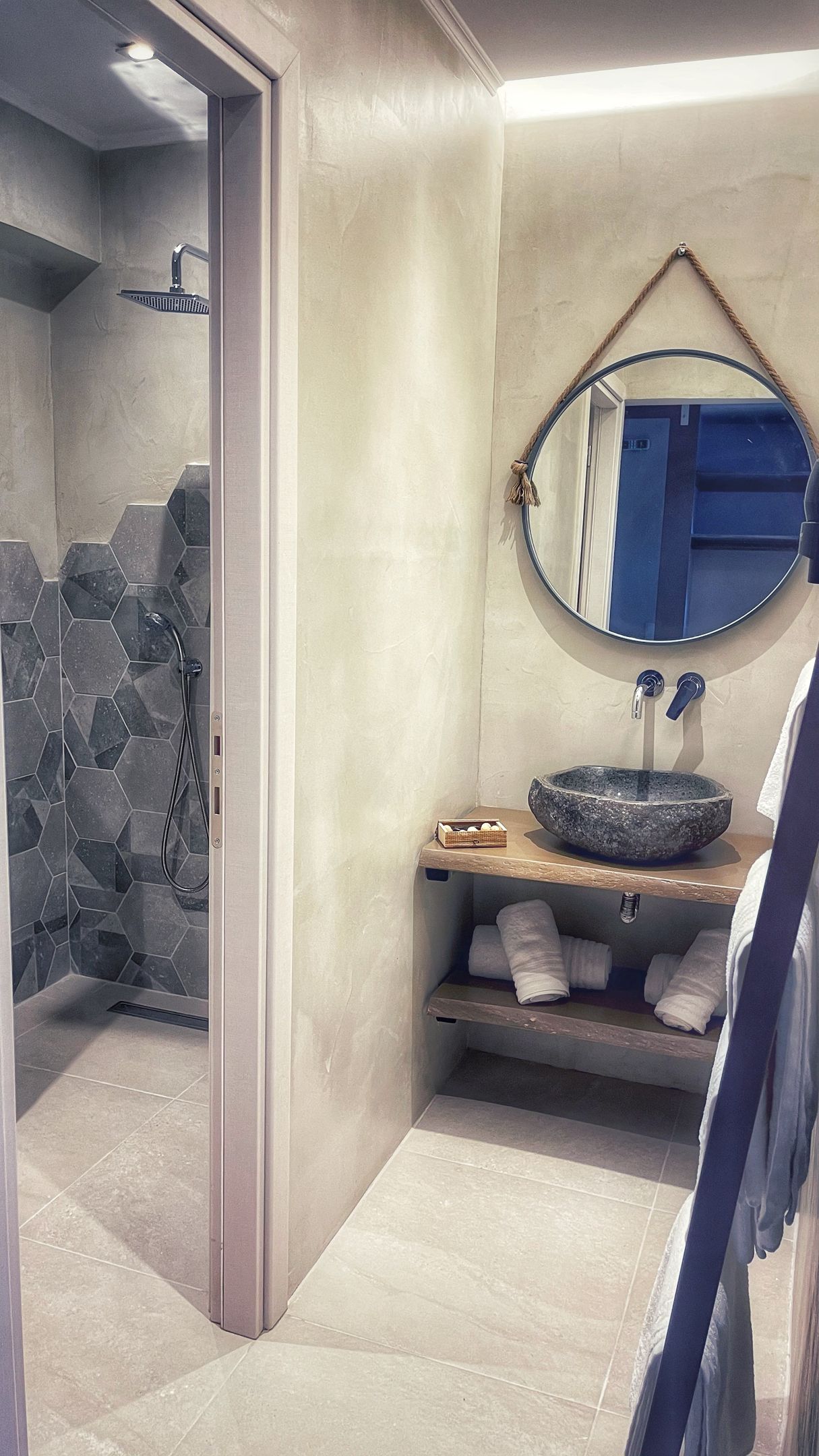 Scarabeo Suites & Villas Parga