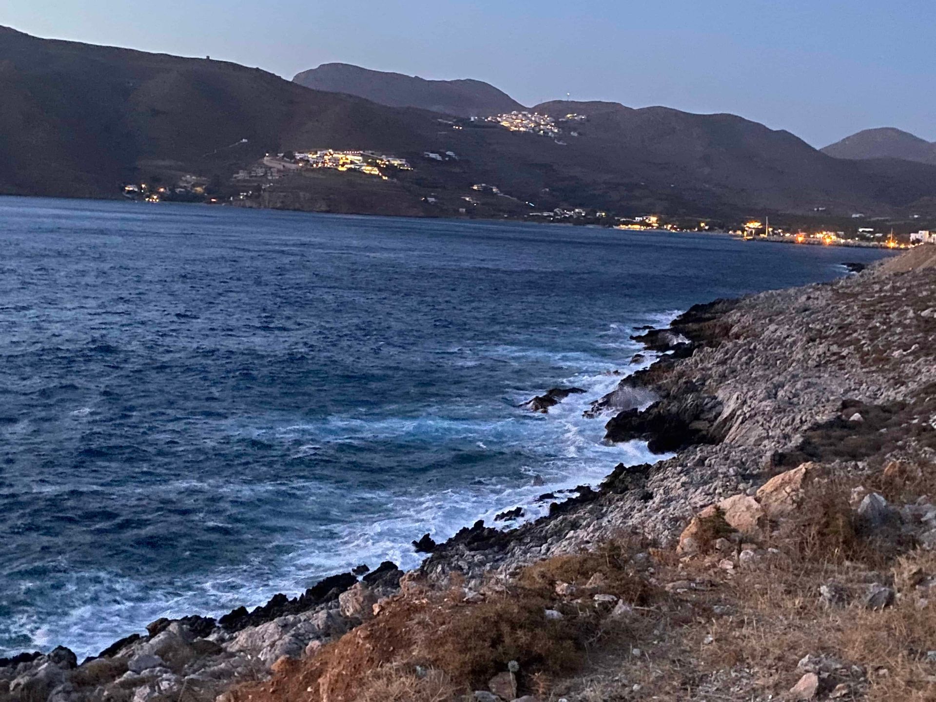 SeaRock Rooms & Suites