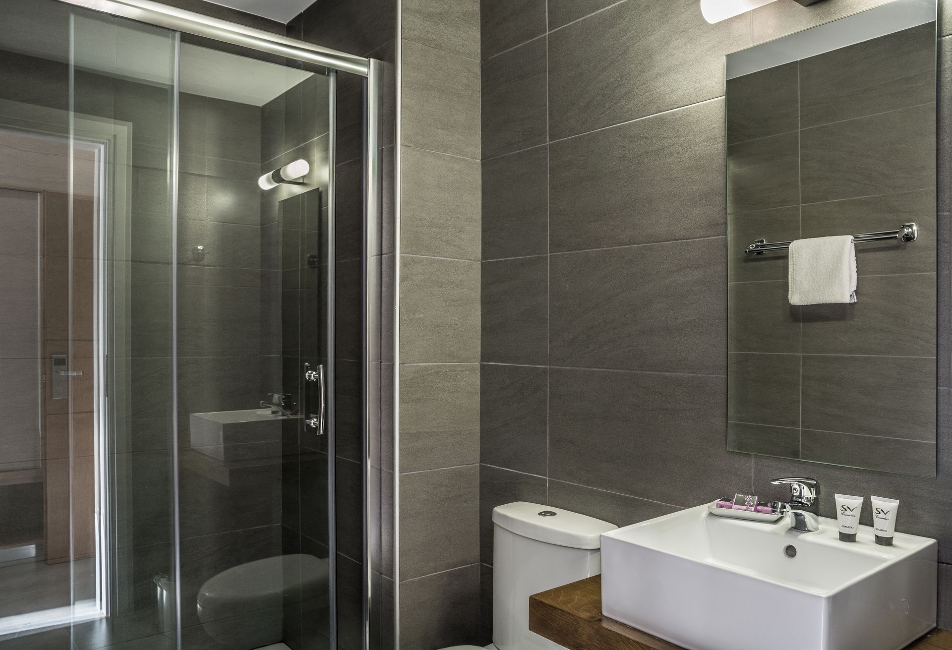 Sea View Hotel & Apartments