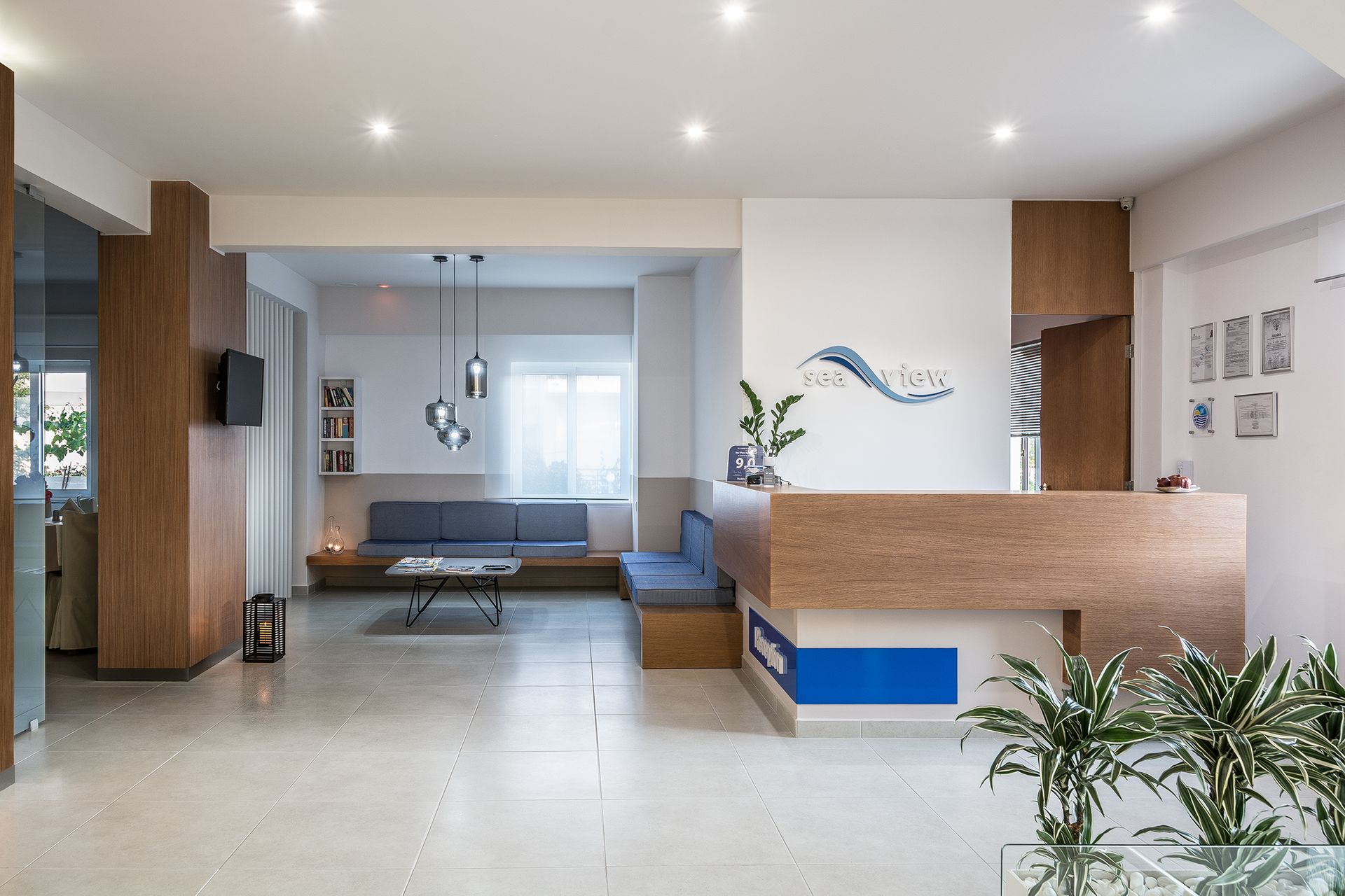 Sea View Hotel & Apartments