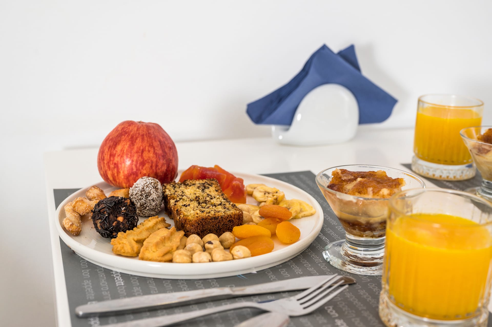 Sea View Hotel & Apartments