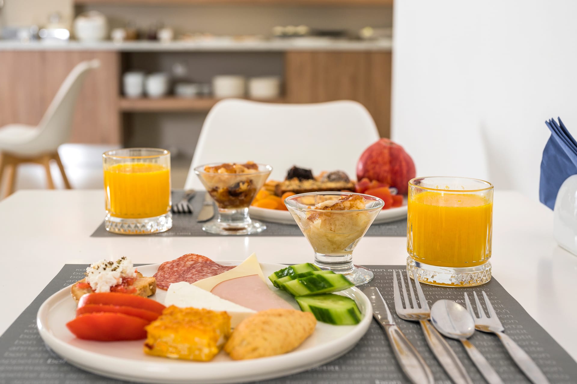 Sea View Hotel & Apartments