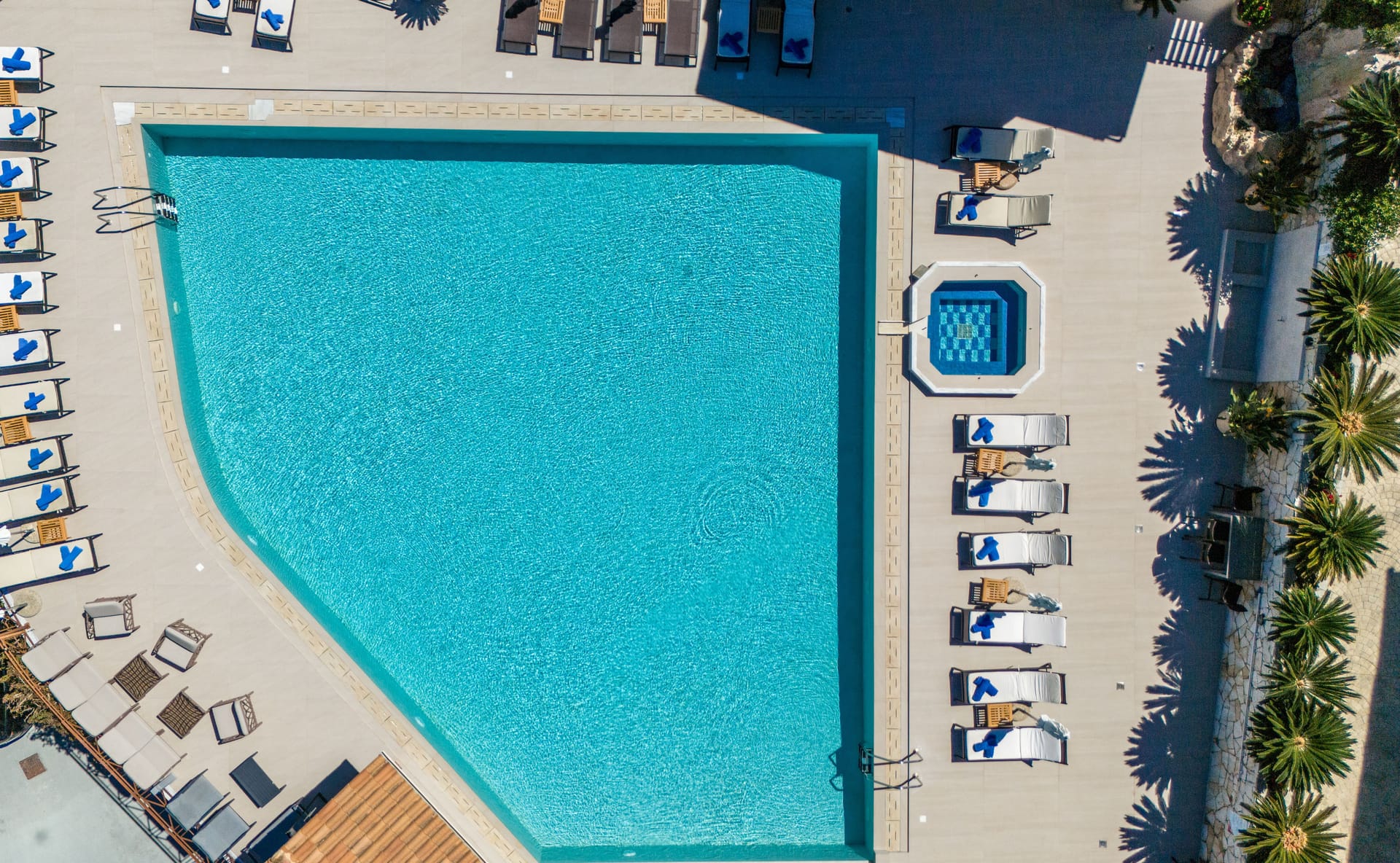 Sea View Village Studios & Apartments