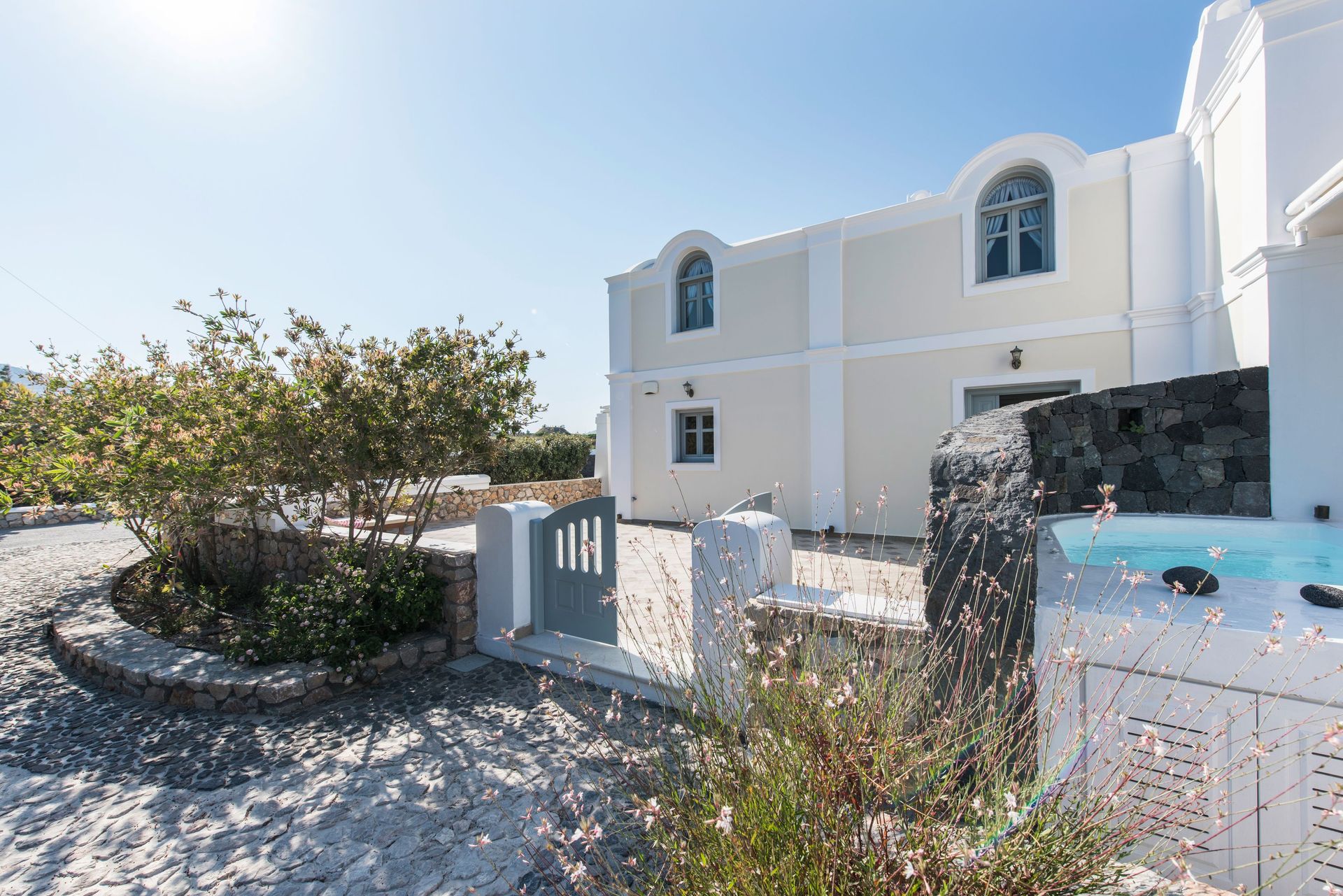 Secret Earth Villas Santorini