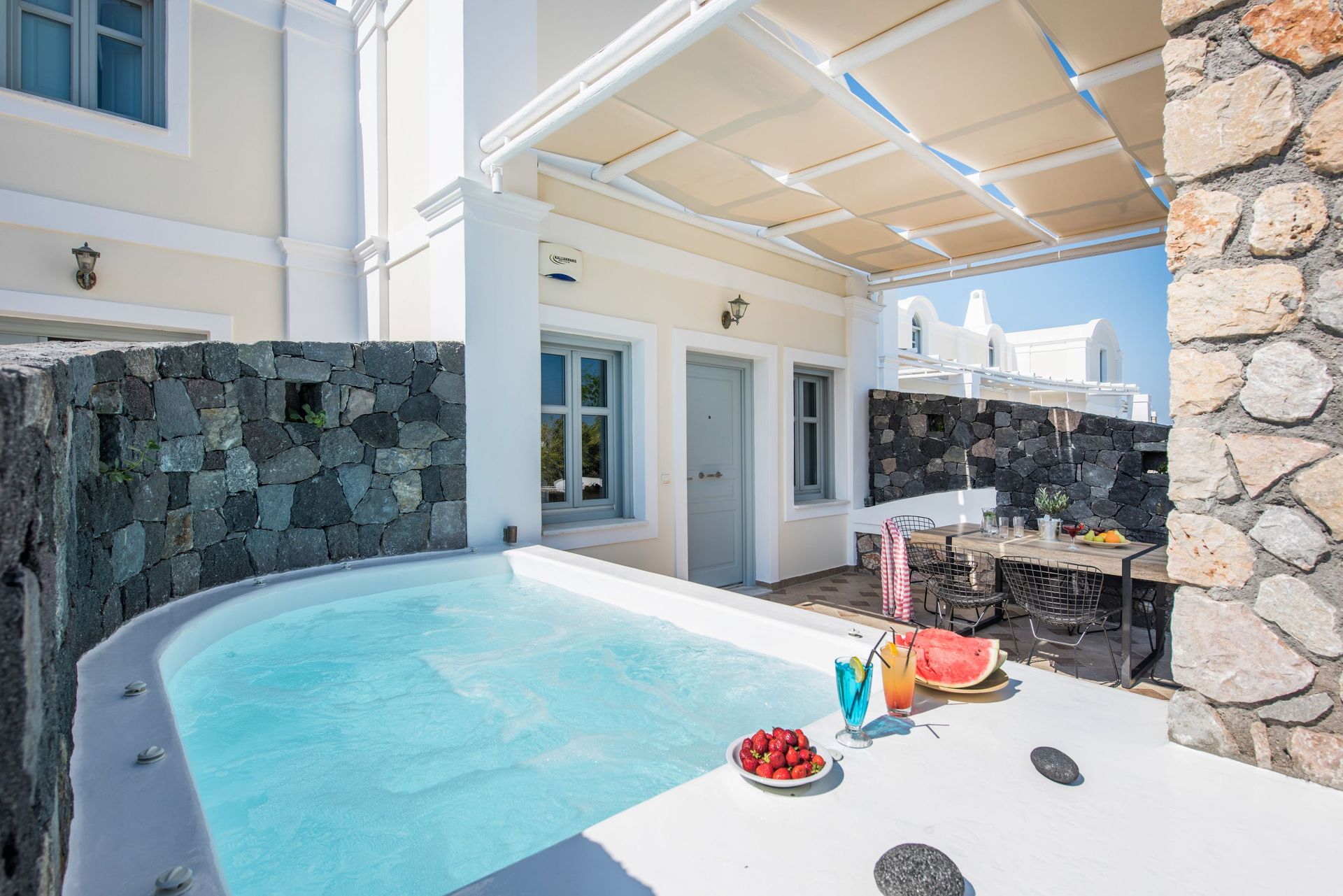 Secret Earth Villas Santorini