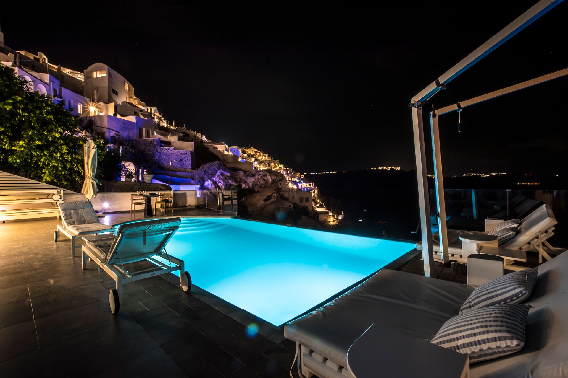 Santorini Secret Suites & Spa
