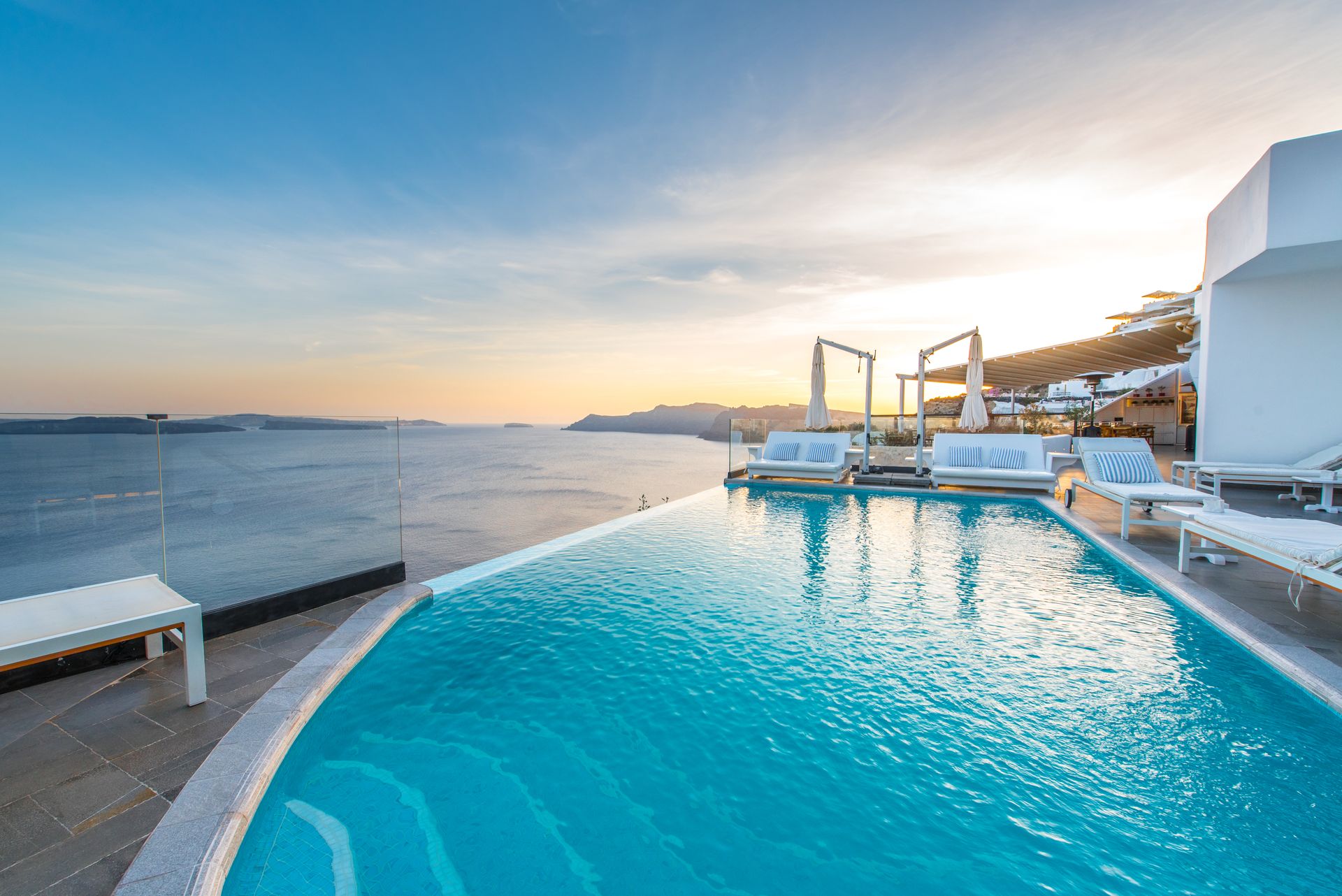 Santorini Secret Suites & Spa