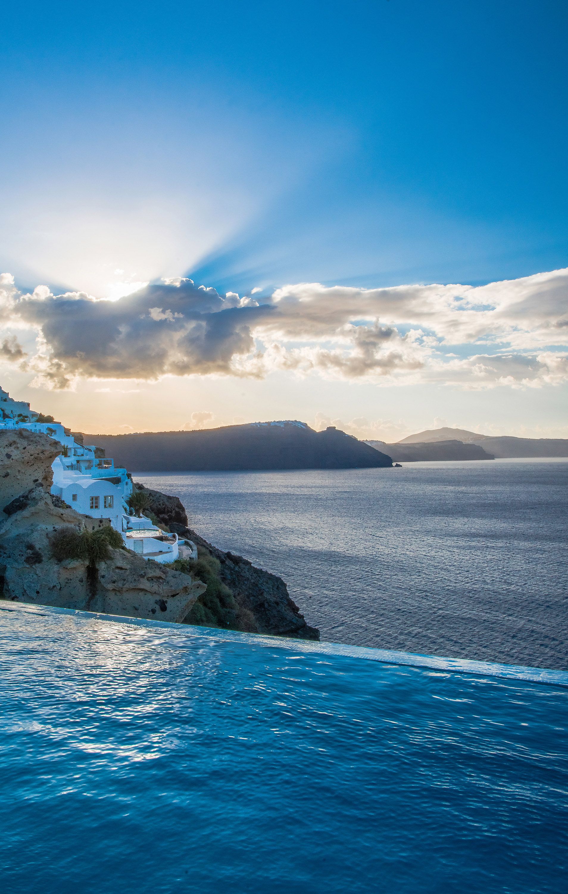 Santorini Secret Suites & Spa