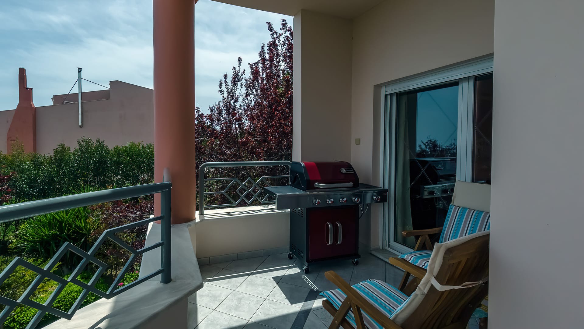 Dining and Living room Balcony with gas BBQ.
